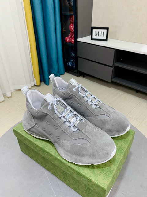 men gucci shoes-394